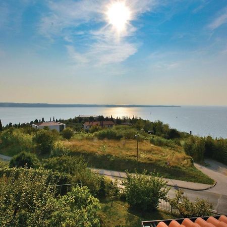 2 Bedroom Amazing Apartment In Portoroz Exterior foto