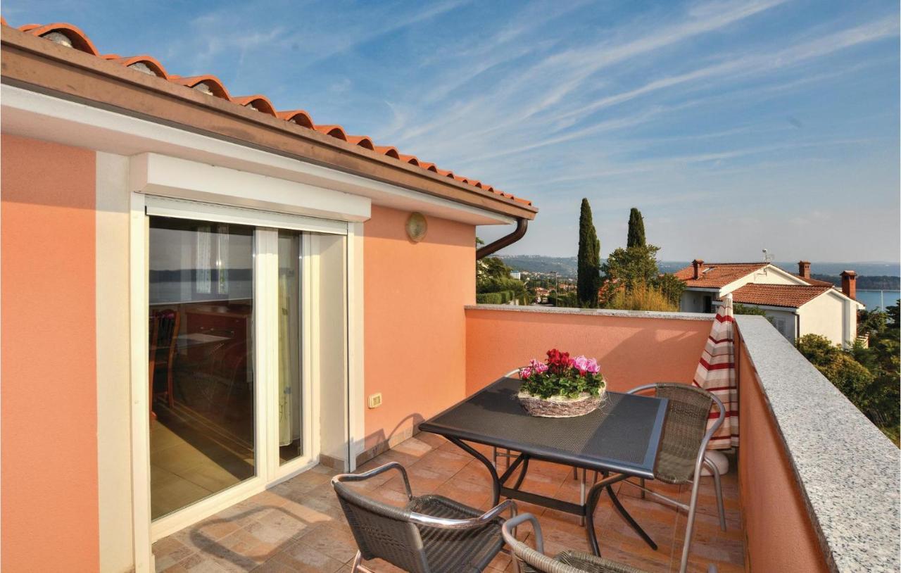 2 Bedroom Amazing Apartment In Portoroz Exterior foto