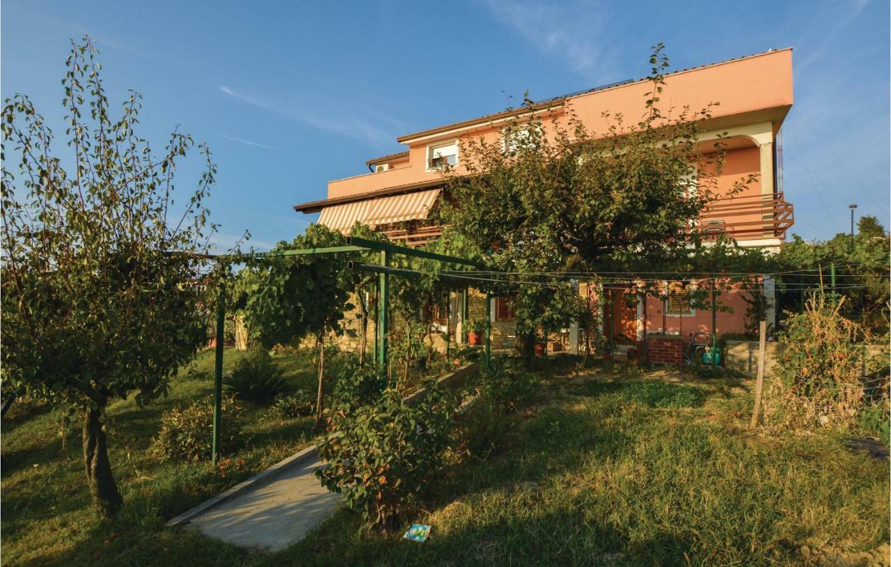 2 Bedroom Amazing Apartment In Portoroz Exterior foto
